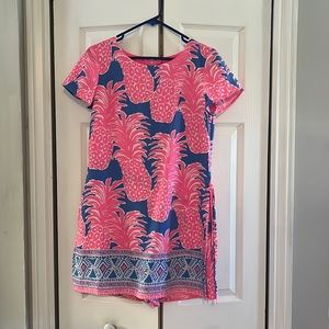 Lilly Pulitzer Dress Size: 6 Color: Pink and blue